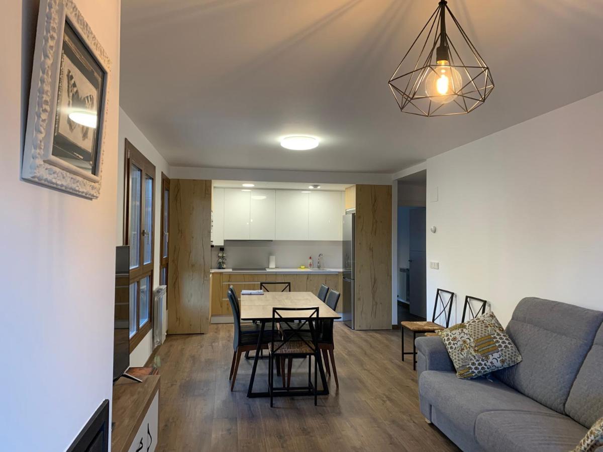 Apartamento BPirineos-Sierra de Chia Benasque Exterior foto