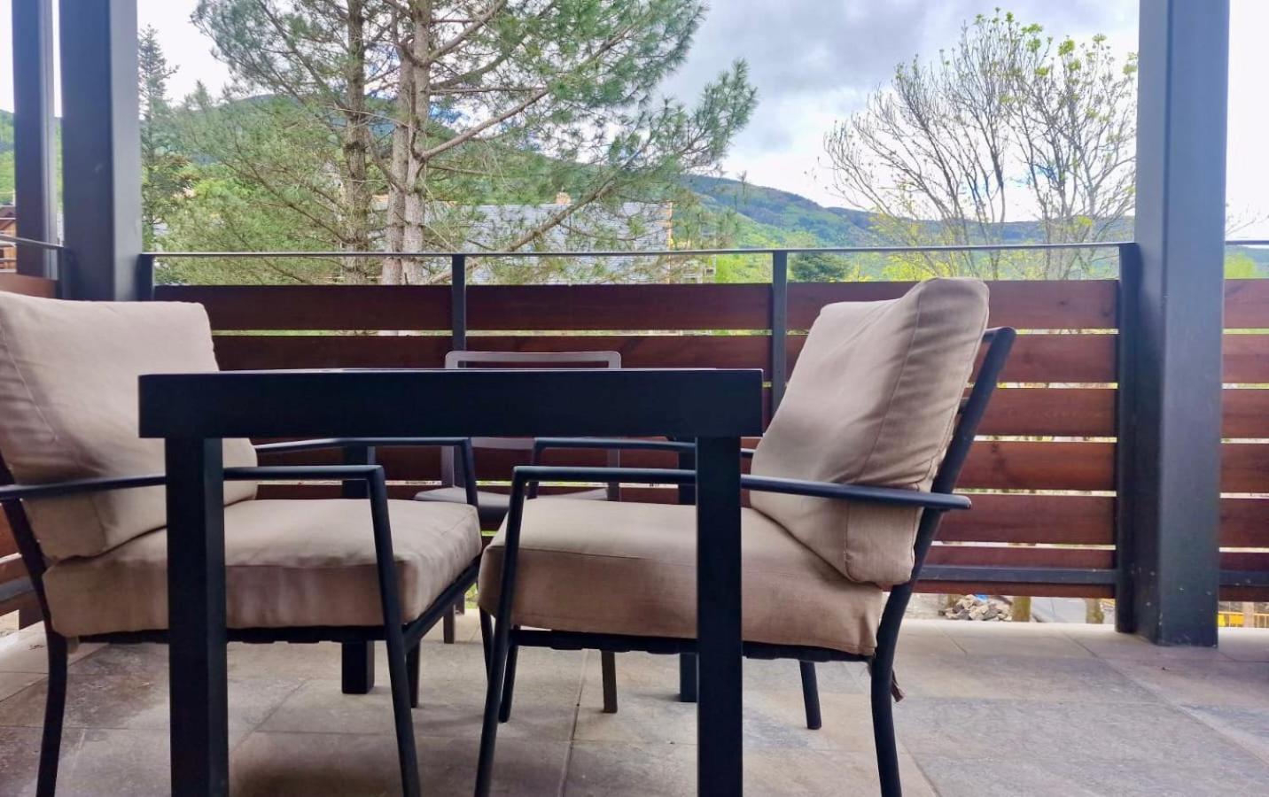 Apartamento BPirineos-Sierra de Chia Benasque Exterior foto